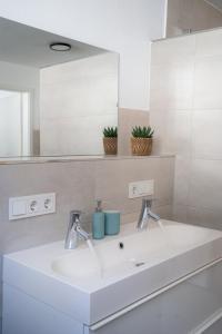 Phòng tắm tại VINOKAT Winestyle Living - Exklusiv - Top Lage