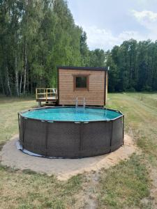 Afbeelding uit fotogalerij van Domki letniskowe Jastrzębna in Sztabin