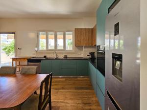 Foto dalla galleria di Elenas Nest a Markopoulo