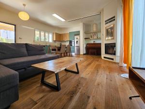 Foto dalla galleria di Elenas Nest a Markopoulo