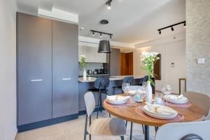 Fotografie z fotogalerie ubytování Luxury 1 Bedroom Central St Julians Sleeps 4 v destinaci San Pawl il Bahar