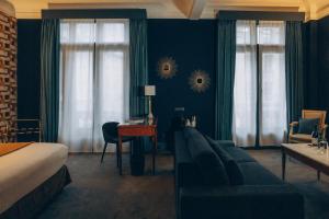 Posezení v ubytování Hôtel Carlton Lille