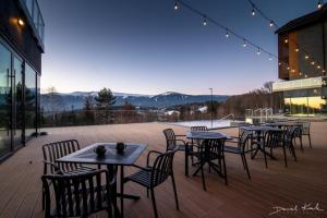 Γενική θέα στο βουνό ή θέα στο βουνό από  αυτό το ξενοδοχείο διαμερισμάτων