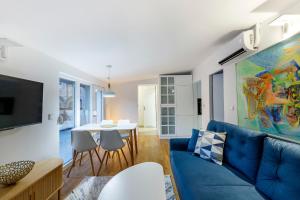 Posezení v ubytování New Luxury Stay in Old Town with free Garage