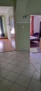 Voodi või voodid majutusasutuse Luca-lak toas