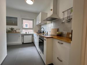 Dapur atau dapur kecil di Zum Turmstorch - frisch saniert, modern, eigener Zugang