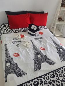 Voodi või voodid majutusasutuse SMDC TAGAYTAY WITH TAAL view toas