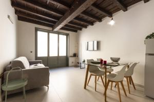 Et opholdsområde på Salvia Suite - Smart Holiday