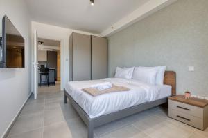 Postel nebo postele na pokoji v ubytování Stylish 1 Bedroom Central St Julians Sleeps 4