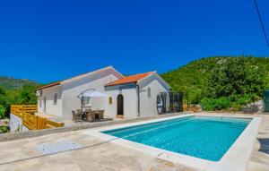 Πισίνα στο ή κοντά στο Villa Sanja in Makarska by Villas Guide
