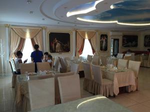 Restaurace v ubytování Hotel Oktan