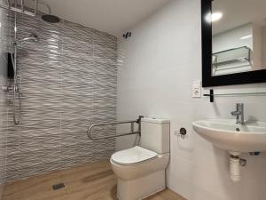 Koupelna v ubytování VMC Rooms