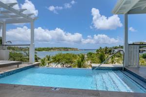 Bassein majutusasutuses Hammock Cove Antigua - All Inclusive - Adults Only või selle lähedal