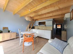 Χώρος καθιστικού στο Logement à la campagne à 20min de l'océan