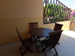Μπαλκόνι ή βεράντα στο Cozy studio in Baia de Bahas