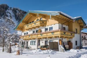 Výhľad na hory alebo výhľad na hory priamo z apartmánu