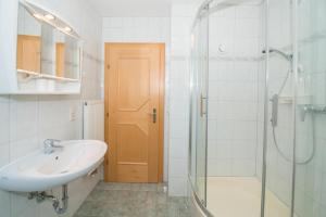 Kúpeľňa v ubytovaní Monika Schwaiger, Appartements