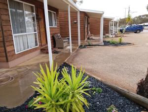Gallery image of Hawker cabins in Hawker