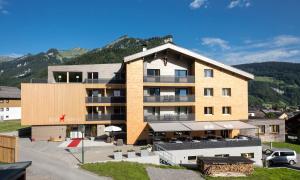 Nespecifikovaný výhled na hory nebo výhled na hory při pohledu z aparthotelu