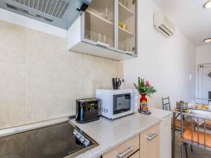 Gallery image of Apartment in Vrbnik - Insel Krk 13615 in Vrbnik