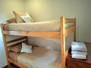 Postel nebo postele na pokoji v ubytování Casa Muntú - La Candelaria