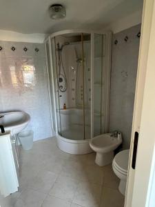 Ένα μπάνιο στο Camasileo +21 φωτογραφίες