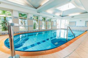 Bazén v ubytování Boutique Hotel Rothenburger Hof nebo v jeho okolí