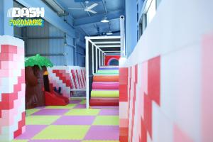 Dětský klub v ubytování Dash Forwaves Hotel