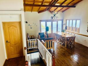 Χώρος καθιστικού στο Cabaña el Encanto +19 φωτογραφίες