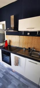 Φωτογραφία από το άλμπουμ του Large Studio with Sea View σε Binic +7 φωτογραφίες