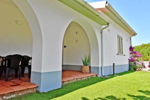 Bangunan di mana terletaknya rumah percutian