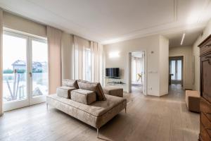 TV/trung tâm giải trí tại Vanity Tail Luxury Apartments +139 ảnh