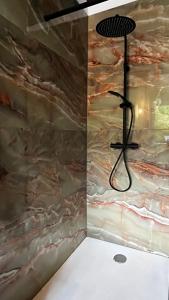 Foto sihtkohas La Celle-sous-Gouzon asuva majutusasutuse La Suite de la Villa galeriist