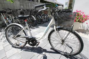 Jazda na bicykli v okolí ubytovania Maree Hotel