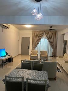 Posezení v ubytování Sampoisgt Villa Homestay - Near Bangi Avenue, BACC, UKM, GMI, EVO, Bangi Gateway, KIPMall