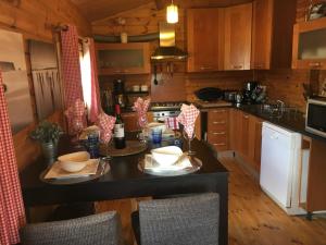 Gallery image of Monart Farm Lodge in Milehouse