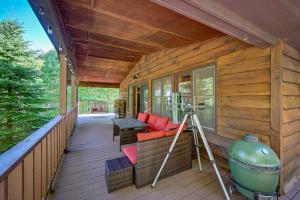 Gallery image of Yellow Mountain Vista Echoes at 4400 in Cullowhee