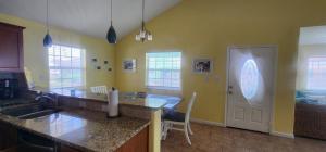 Imagen de la galería de Tipsy Turtle - relax, unwind, you're on turtle time, en Port Aransas