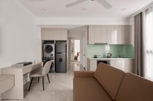 Eldhús eða eldhúskrókur á Hoang Dung Hotel and Apartment by THC Group