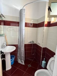 Gallery image of Rock Star-Pllakat in Sarandë