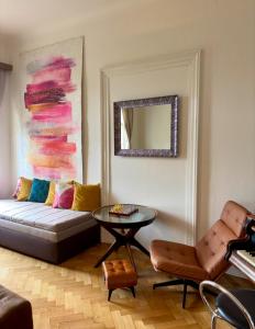 Posedenie v ubytovaní Wenceslas square apartment 150 m2