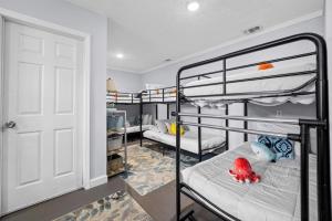 Gallery image of Canal Front Beach Home, Private Pool in Flagler Beach