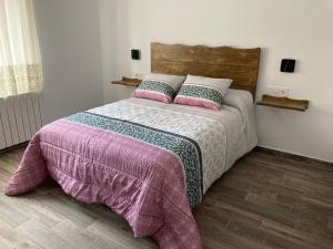 Gallery image of Rural getaway ideal for outdoor activities with jacuzzi in El Peral