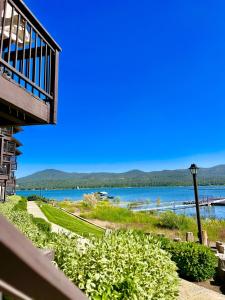 Imagem da galeria de Forest shores lake view condo #2250 em Big Bear Lake