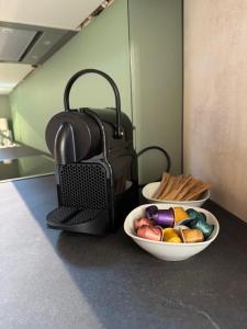 Φαγητό σε αυτό το διαμέρισμα ή κάπου εκεί κοντά