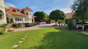 Vonkajšia záhrada v ubytovaní Apartments in Siofok - Balaton 19942