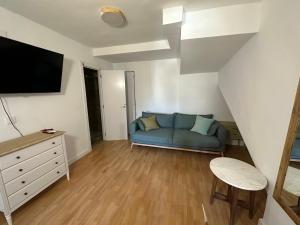Televízia a/alebo spoločenská miestnosť v ubytovaní Apartamento in Cullera. Spain