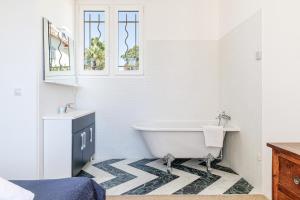 Bany a Duplex with View on the Cap d'Antibes