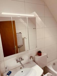 Foto de la galeria de Studio Wettingen möbliert, 25min bis Zürich a Wettingen