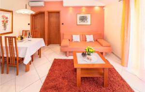 Gallery image of Cozy Apartment In Porat - Malinska in Porat